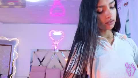 Jazmin  online show from 12.19.25