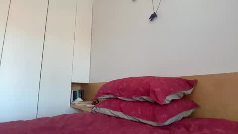 Snapshot of jbearbearbear chatting on 10.01.25 jbearbearbear online show from 10.01.25