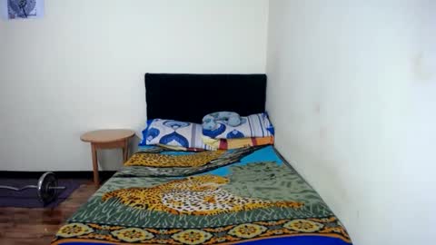 Snapshot of jboy_s chatting on 01.25.25 jboy_s online show from 01.25.25