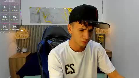 Snapshot of jdwhite18 chatting on 07.20.26 jdwhite18 online show from 07.20.26