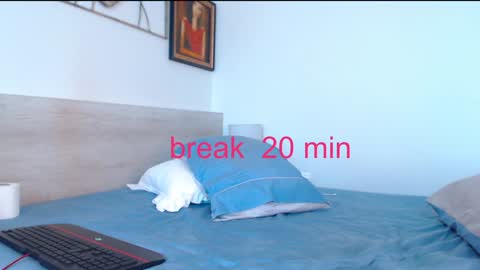 Akila and Daria online show from 01.12.25