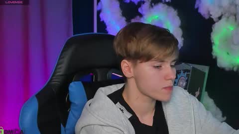 jean_wilsons online show from 12.21.25