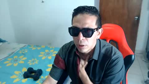 Snapshot of jeancarloscum chatting on 06.12.26 Jean Carlos online show from 06.12.26
