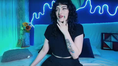 Jean online show from 04.18.26