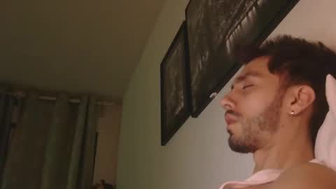 Snapshot of jeanpierbello7 chatting on 02.25.26 jean pier bello Silva online show from 02.25.26