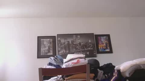 Snapshot of jeanpierbello7 chatting on 02.25.26 jean pier bello Silva online show from 02.25.26