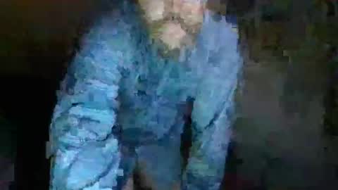 Snapshot of jearnold44 chatting on 03.04.25 jearnold44 online show from 03.04.25