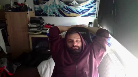 Snapshot of jeetzys chatting on 09.28.25 you may know me lol online show from 09.28.25