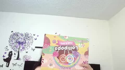 Snapshot of jeff_and_jade chatting on 10.18.25 jeff and jade online show from 10.18.25