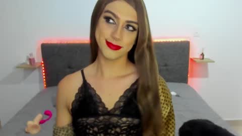  ashley   online show from 02.24.25