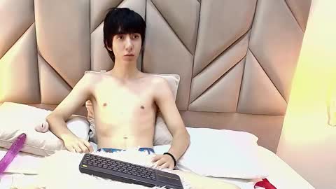 Snapshot of jeffbellfort chatting on 11.27.25 JeffBellfort online show from 11.27.25