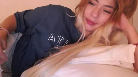 Snapshot of jei_sexysweet chatting on 12.29.24 jei online show from 12.29.24