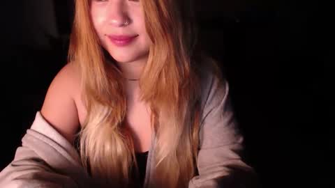 Snapshot of jei_sexysweet chatting on 10.07.25 jei online show from 10.07.25