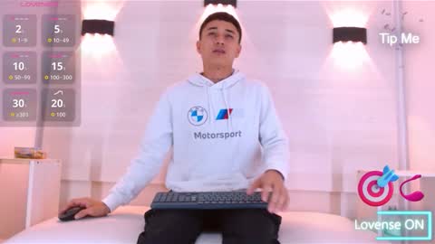 Snapshot of jeic_18 chatting on 09.12.25 jeic 18 online show from 09.12.25