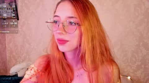 Snapshot of jelly_w5 chatting on 12.04.25 Jelly online show from 12.04.25