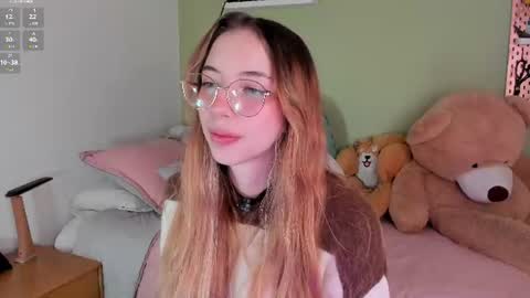 Snapshot of jelly_w5 chatting on 07.16.26 Jelly online show from 07.16.26