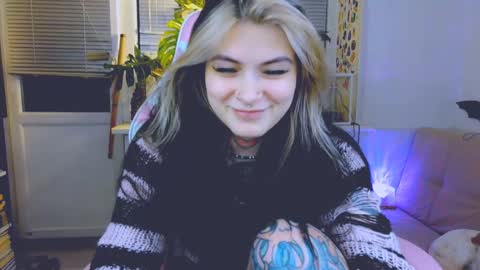 Jelya online show from 12.18.24