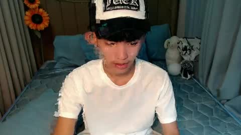 jemart_urnaughtboy online show from 07.08.26