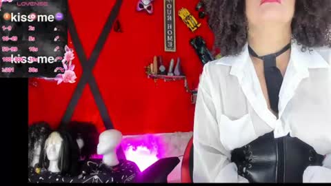Snapshot of jena_rosse chatting on 06.25.26 jena_rosse online show from 06.25.26
