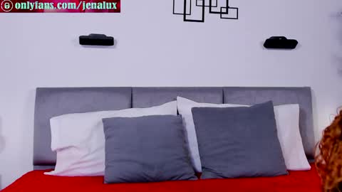 Jennalux online show from 04.15.26