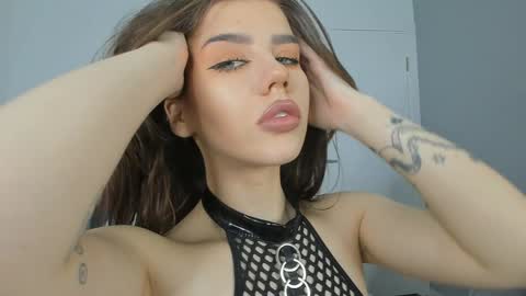 Dolly online show from 01.17.25