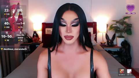 Snapshot of jenifers_body chatting on 04.23.26 Queen Jenifer online show from 04.23.26