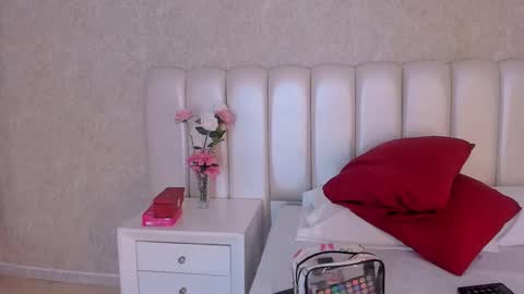 Samanta online show from 11.21.25