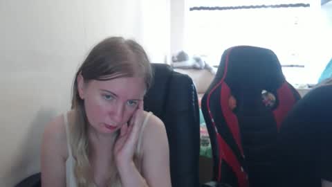 JenisAndPeter online show from 09.12.25