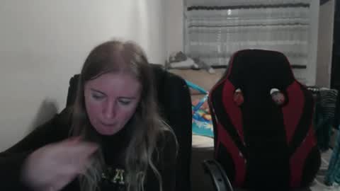 JenisAndPeter online show from 10.02.25