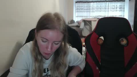 JenisAndPeter online show from 10.07.25