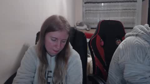 JenisAndPeter online show from 12.14.25