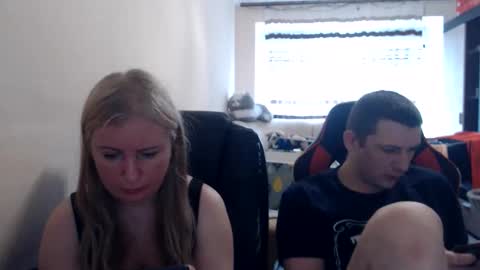 Snapshot of jenisandpeter chatting on 06.07.26 JenisAndPeter online show from 06.07.26