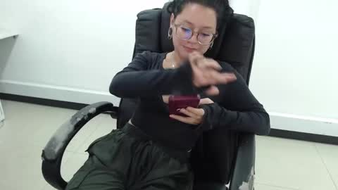 Snapshot of jenn_cg chatting on 02.27.26 jenn online show from 02.27.26