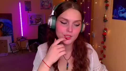 Snapshot of jenna__sativa chatting on 07.20.26 jenna__sativa online show from 07.20.26