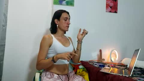  Isabella  online show from 12.02.25