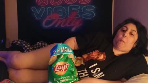  Dragon Queen. Be my Dragon --  and  online show from 11.29.25