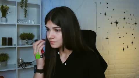 Snapshot of jennakissu chatting on 06.17.26 Jenna online show from 06.17.26