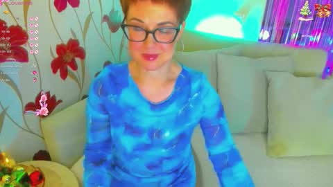 Jenn online show from 12.05.25