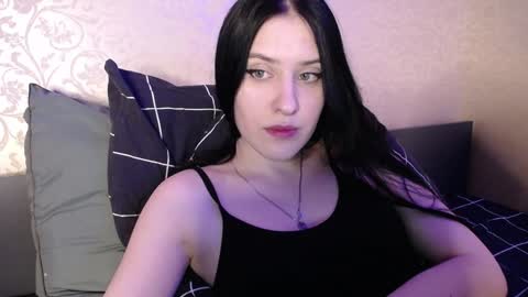 Snapshot of jennifeeeer chatting on 01.07.25 Helen online show from 01.07.25