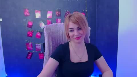 Jennifer online show from 04.08.26