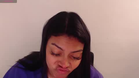 Jenn 3 online show from 09.09.25