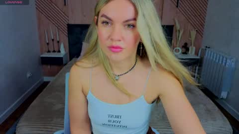 Snapshot of jennifer_perezz chatting on 05.31.26 Jennifer Perezz online show from 05.31.26