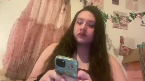 Snapshot of jennifer_robbie chatting on 06.17.26 jennifer_robbie online show from 06.17.26