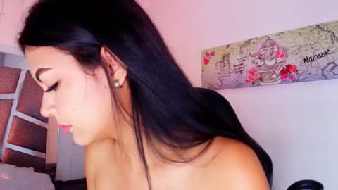 JENNIFER online show from 12.02.25