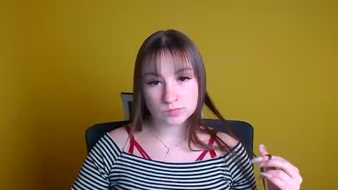 Snapshot of jennifer_xo_ chatting on 01.04.25 Jennifer online show from 01.04.25