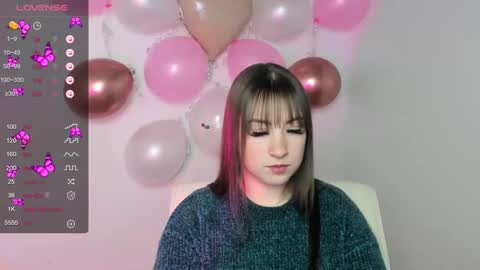 Snapshot of jennifer_xo_ chatting on 02.13.25 Jennifer online show from 02.13.25