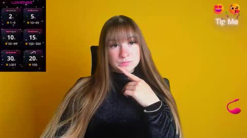 Snapshot of jennifer_xo_ chatting on 10.09.25 Jennifer online show from 10.09.25