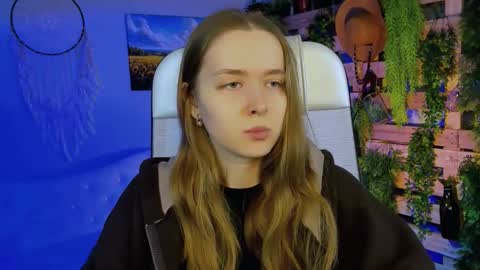 Jennifer online show from 01.12.26