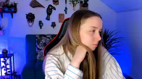 Snapshot of jennifergraces chatting on 06.15.26 Jennifer online show from 06.15.26