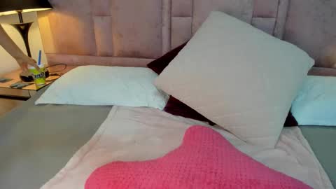 U can call me Angel online show from 10.07.25